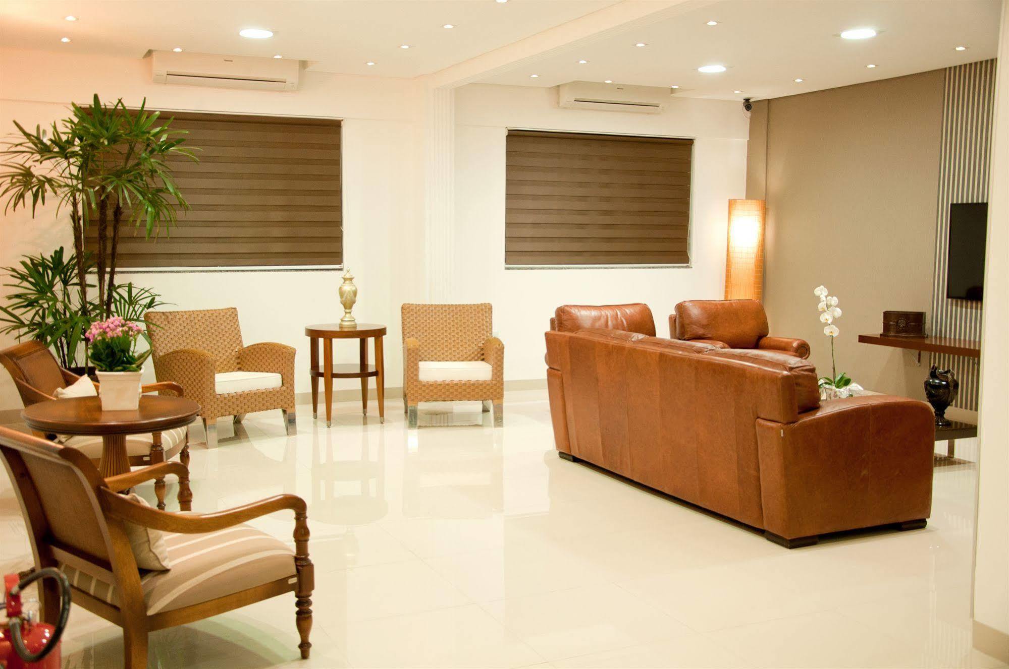 Hotel Roari Κουιαμπά Εξωτερικό φωτογραφία